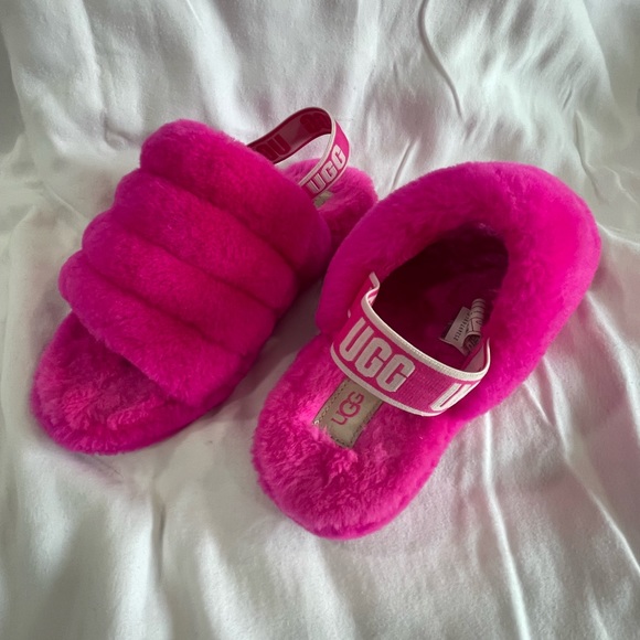 Uggs hot pink sliders - Picture 2 of 8